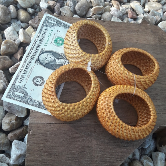 Wicker Napkin Rings Woven Basket Weave Holders - Picture 6 of 6